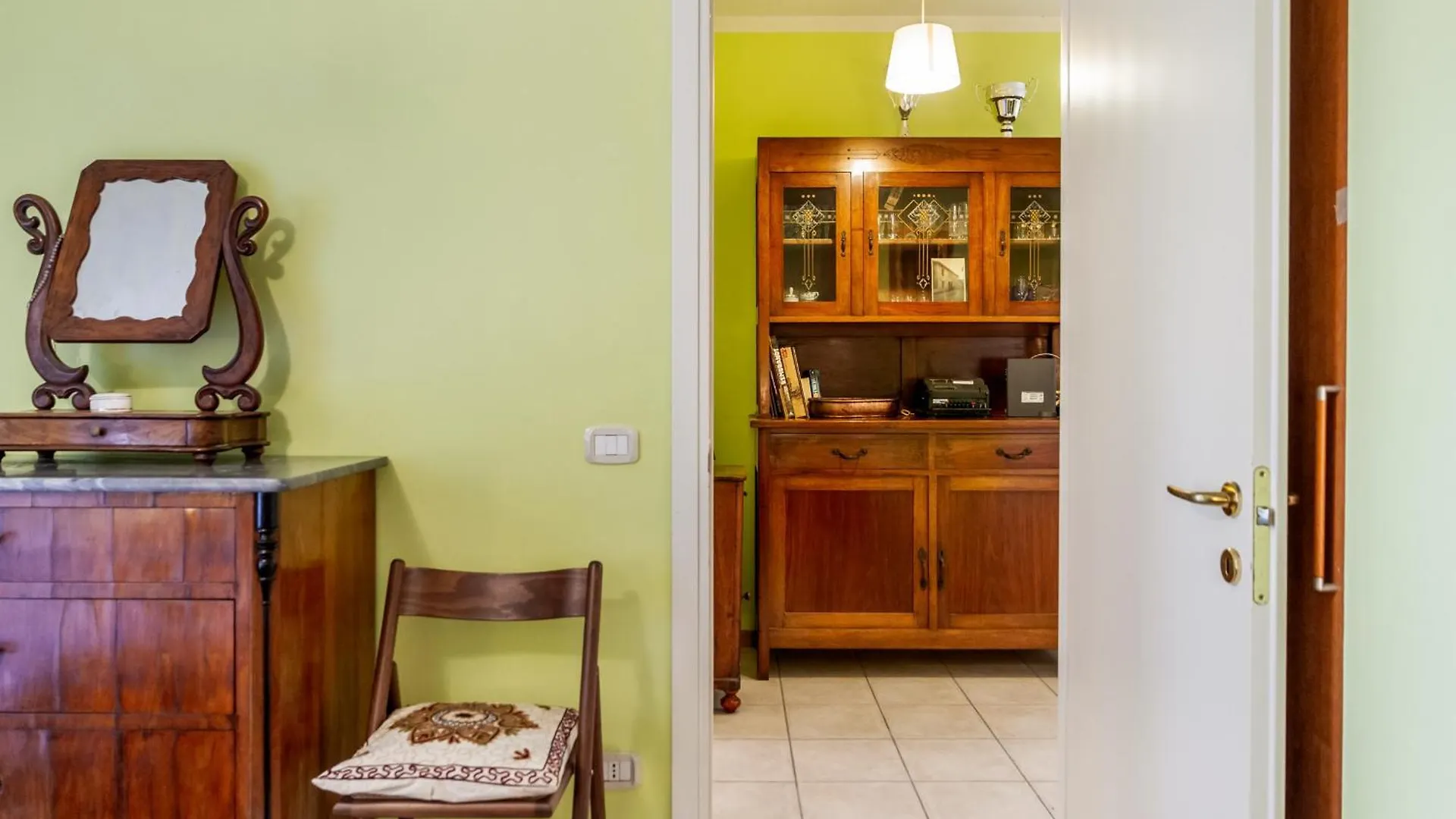 Il Cedro-15 Min Dalle Mura Wi-Fi Private Parking Lucca 0*,  Italy