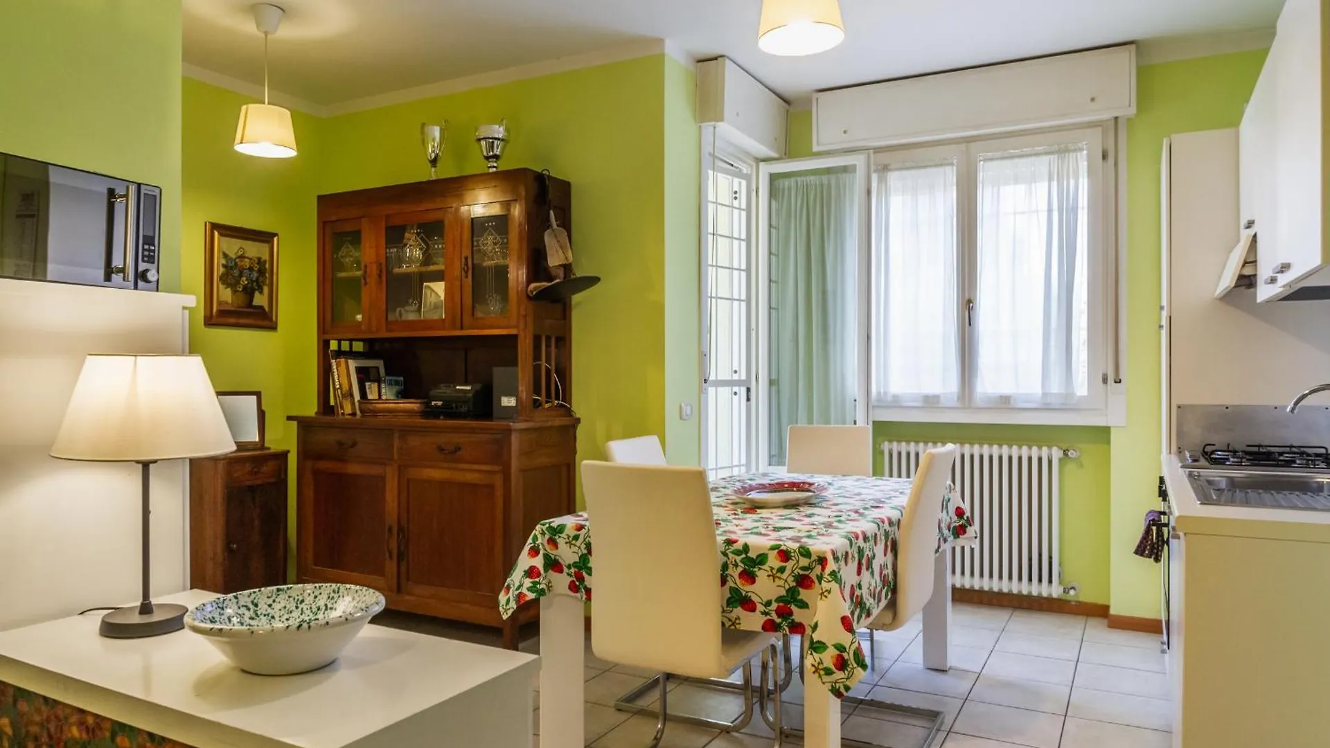 Il Cedro-15 Min Dalle Mura Wi-Fi Private Parking Lucca Apartment