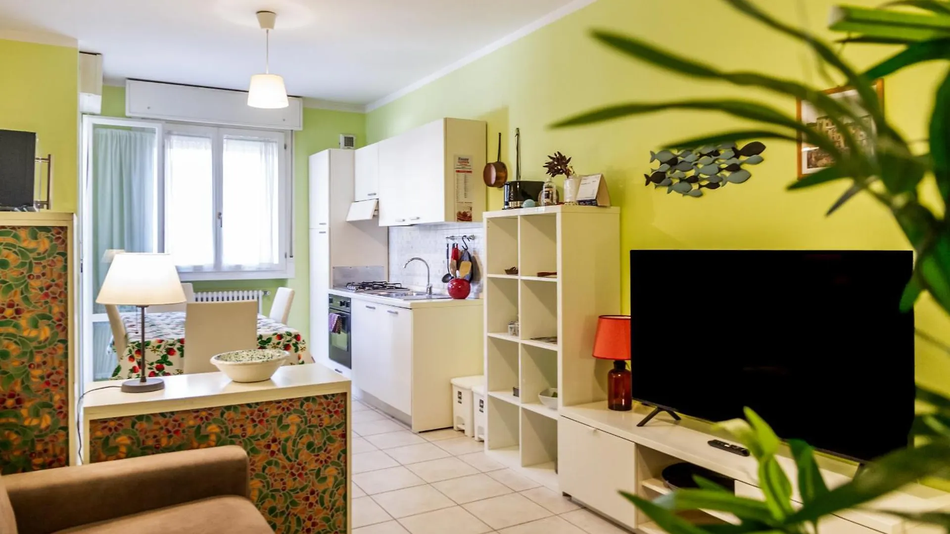 Il Cedro-15 Min Dalle Mura Wi-Fi Private Parking Lucca Appartamento